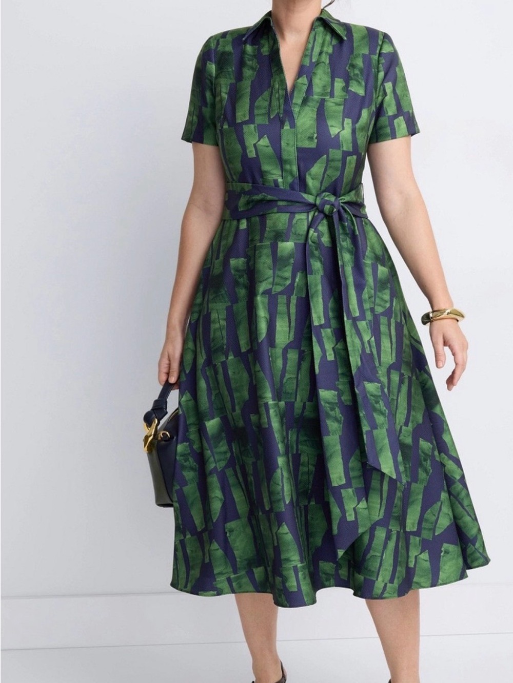 Badgley Mischka Green and Navy Abstract Midi Shirt Dress MSRP $440